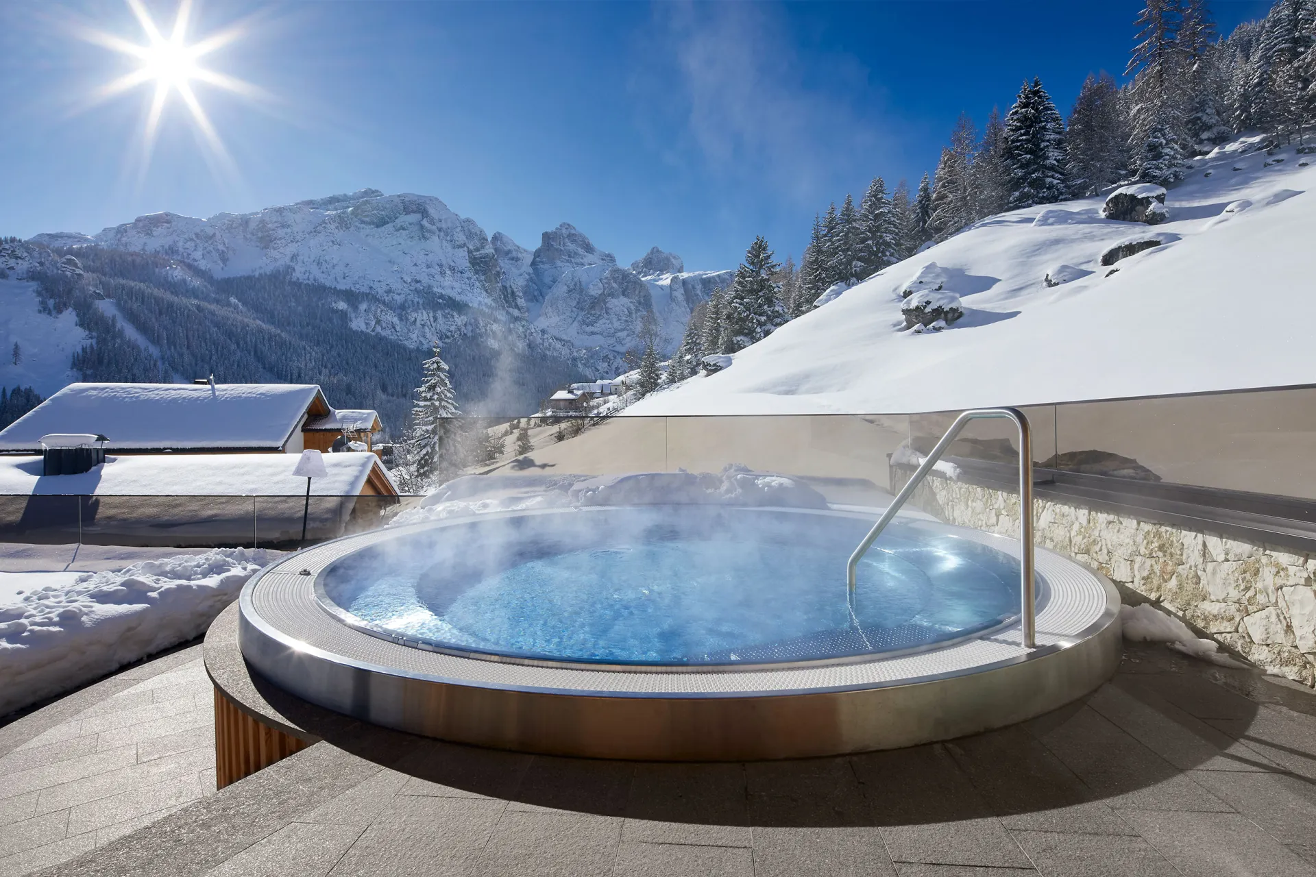https://cdn.altabadia.it/58/conversions/Hotel_Sassongher_2019_wellness_1275-header.webp