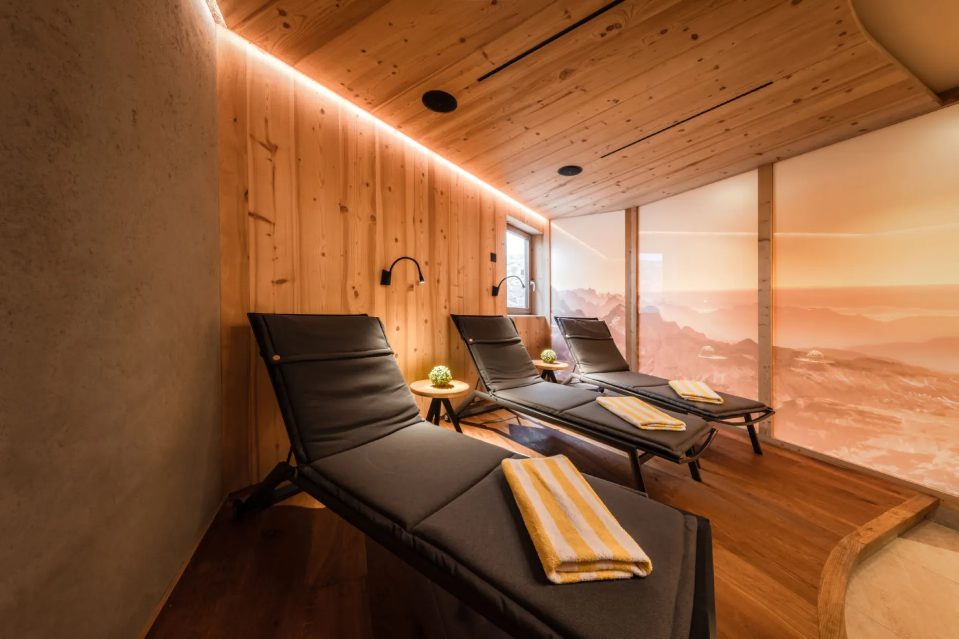 https://cdn.altabadia.it/6610/conversions/u_residenceBadia-header.webp