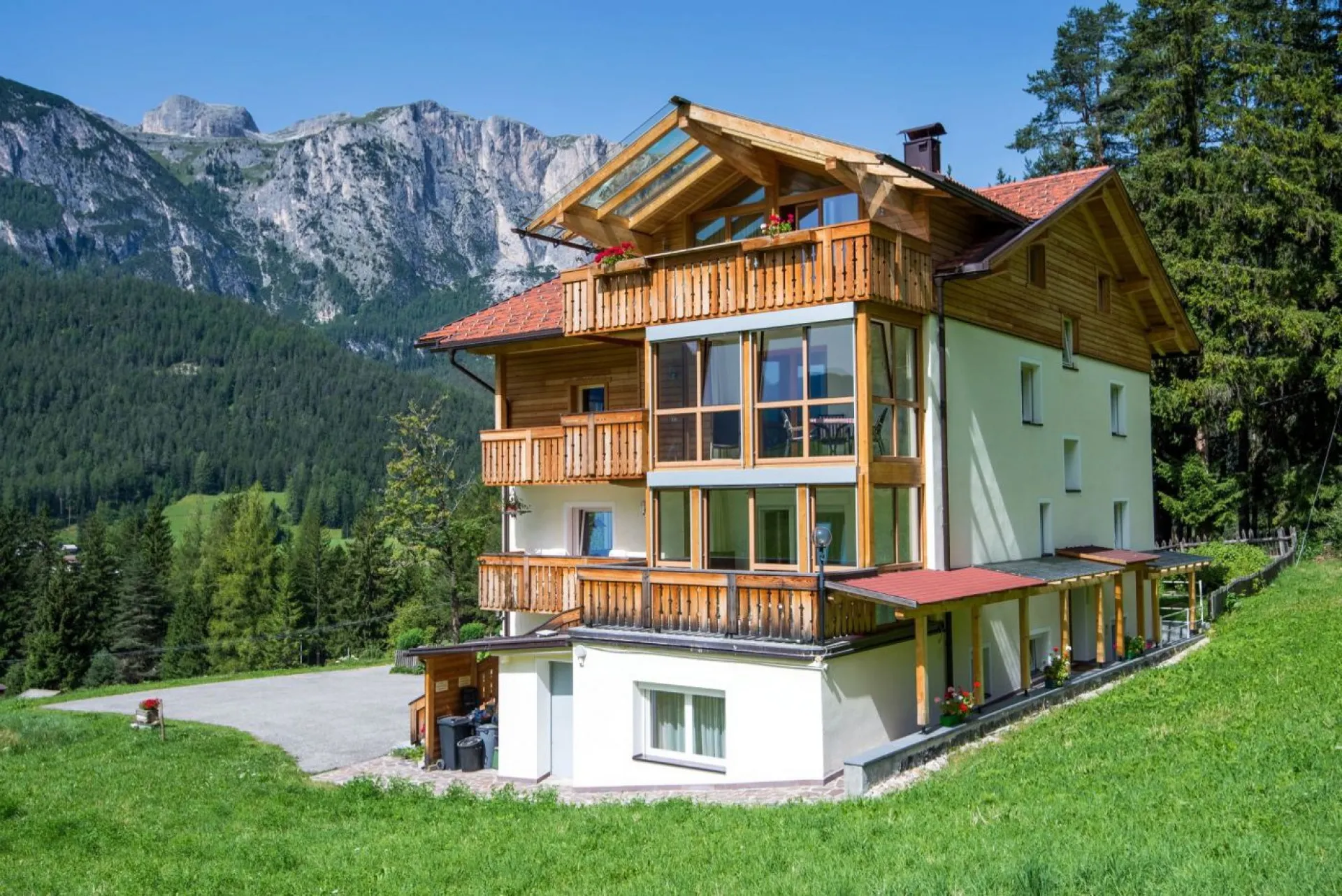 https://cdn.altabadia.it/6626/conversions/_molography.itFranzi003b-header.webp