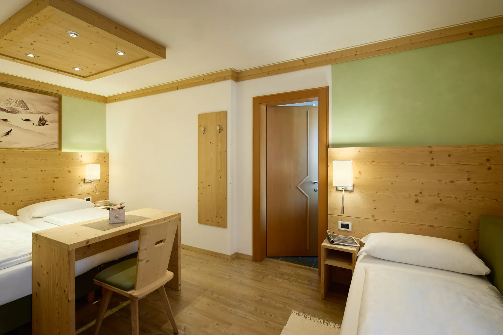 https://cdn.altabadia.it/6644/conversions/App.-5---Schlafzimmer-Schlafsofa-offen-header.webp