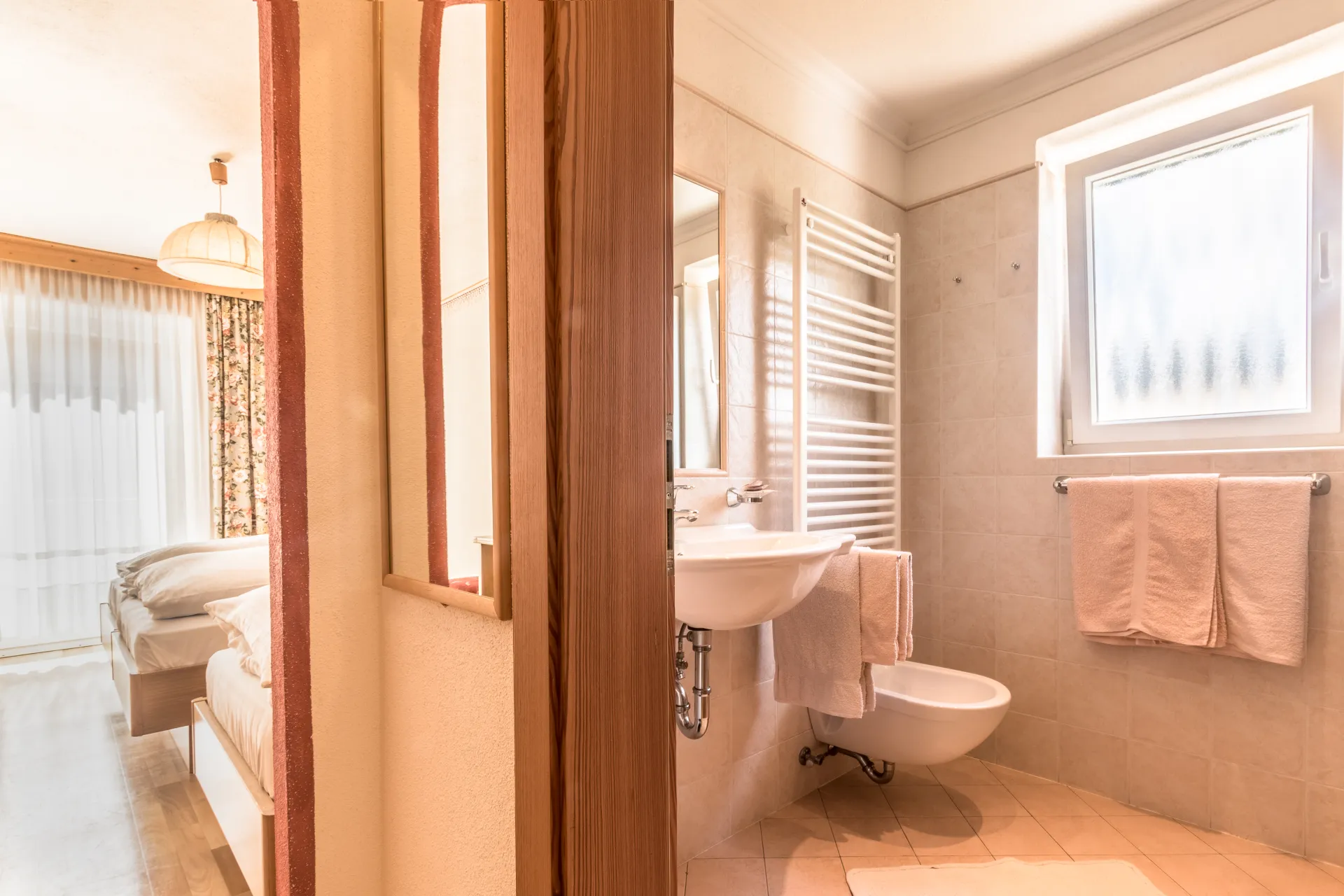 https://cdn.altabadia.it/6759/conversions/Bagno-tripla-header.webp