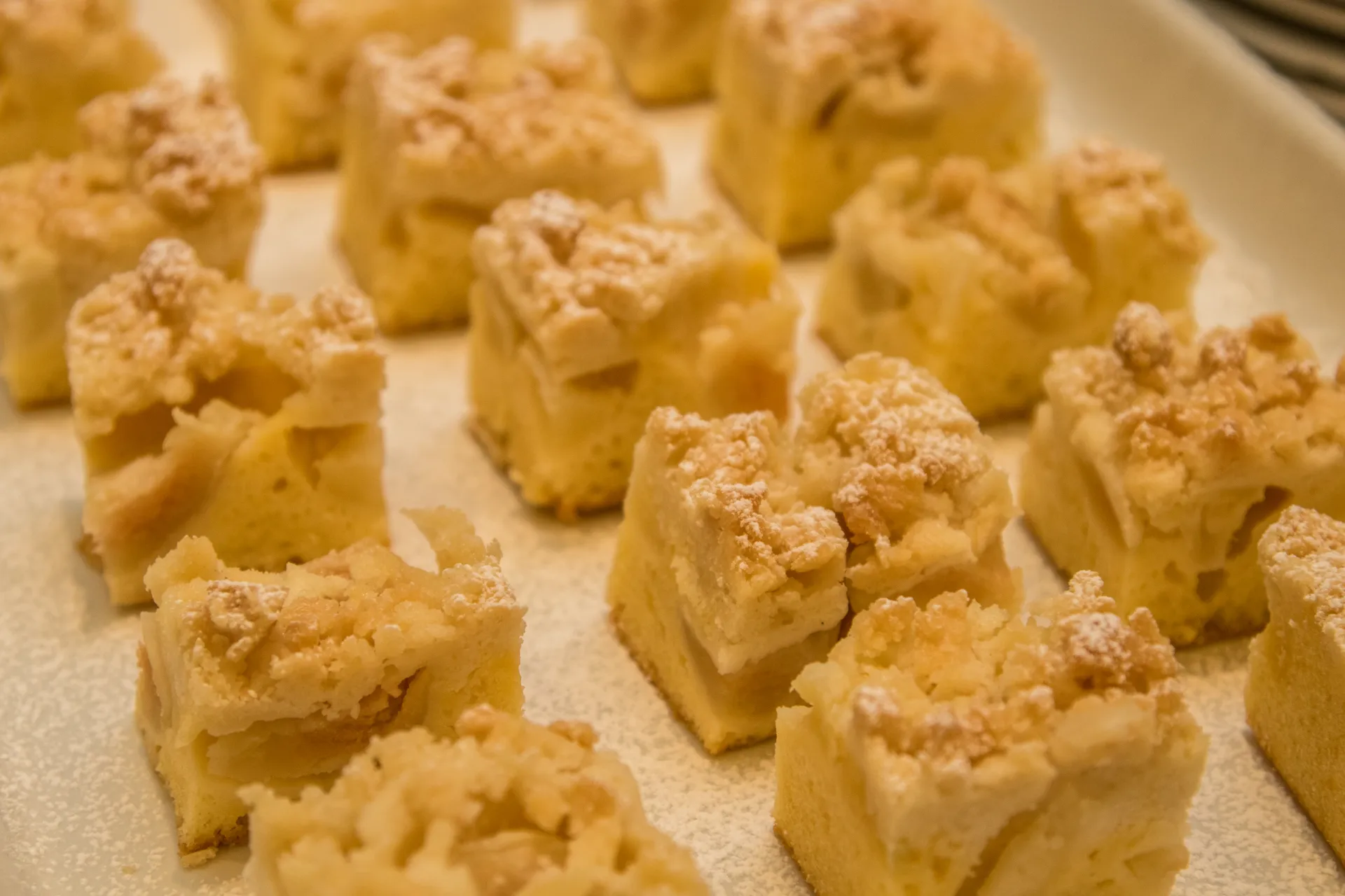 https://cdn.altabadia.it/6760/conversions/colazione-header.webp